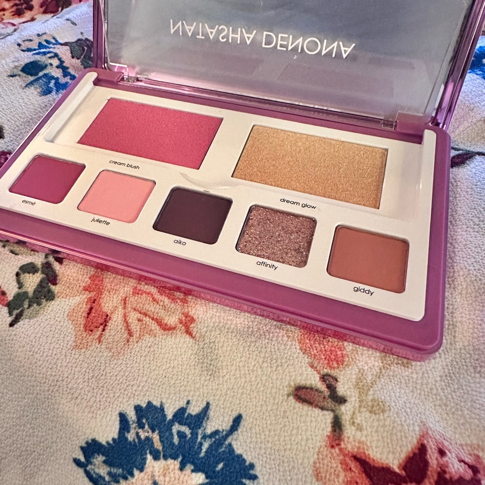 💕 Love Face Palette 💞